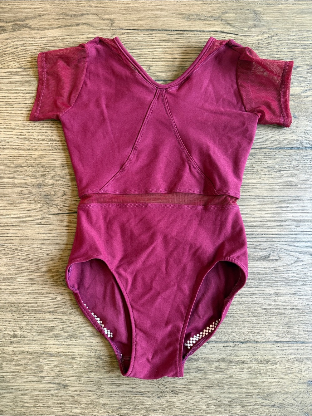 Girls Short Sleeve Dance Leotard in Deep Magenta